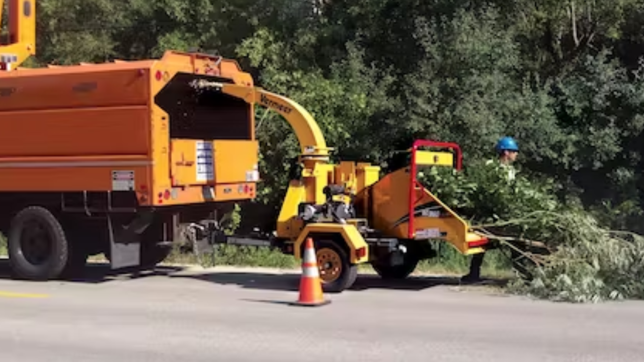 A Wood Chipper Knives: Complete Guide