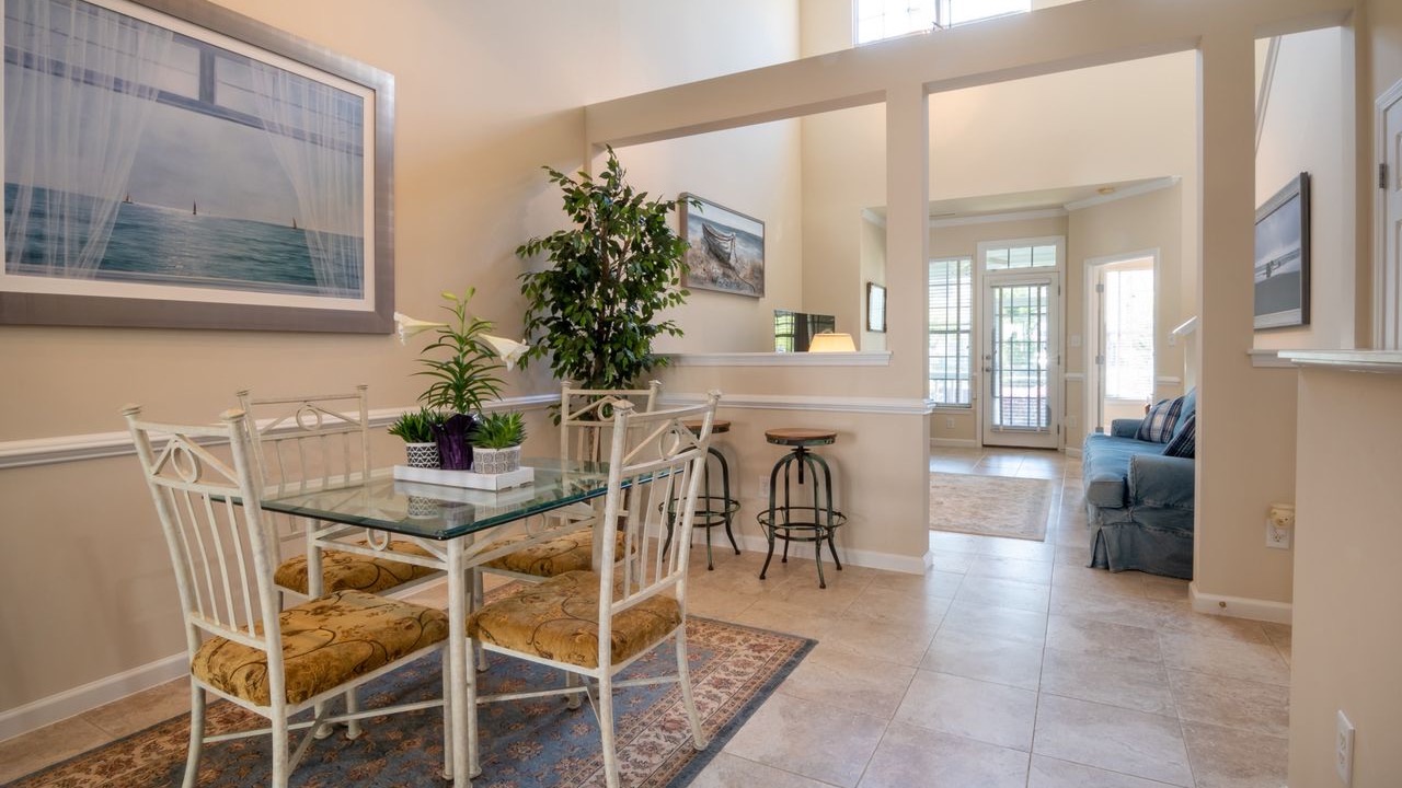 Why Whole-House Customization Costs More Than Buying Furniture Separately — and When the Premium Makes Sense
